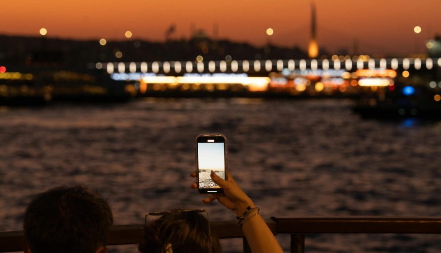 جادوی سفر در پاییز از رنگ های جنگل تا آرامش کویر